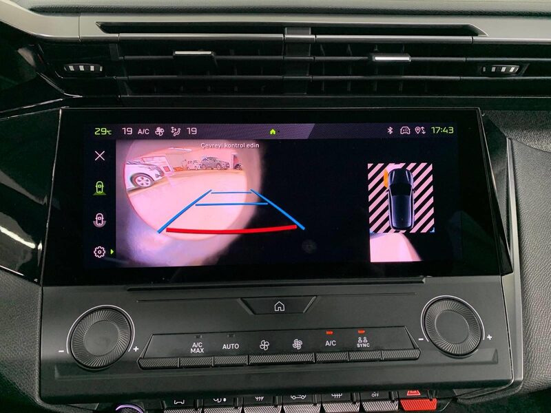peugeot-308-1-90-456385-3395421.jpeg