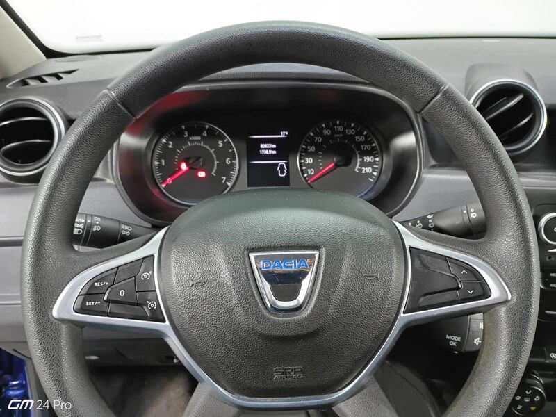 dacia-duster-1-90-463148-3435954.jpeg