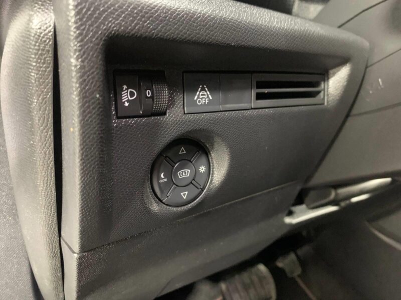 citroen-c4-1-90-463535-3438403.jpeg