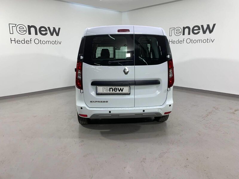 renault-express-1-90-468309-3468222.jpeg