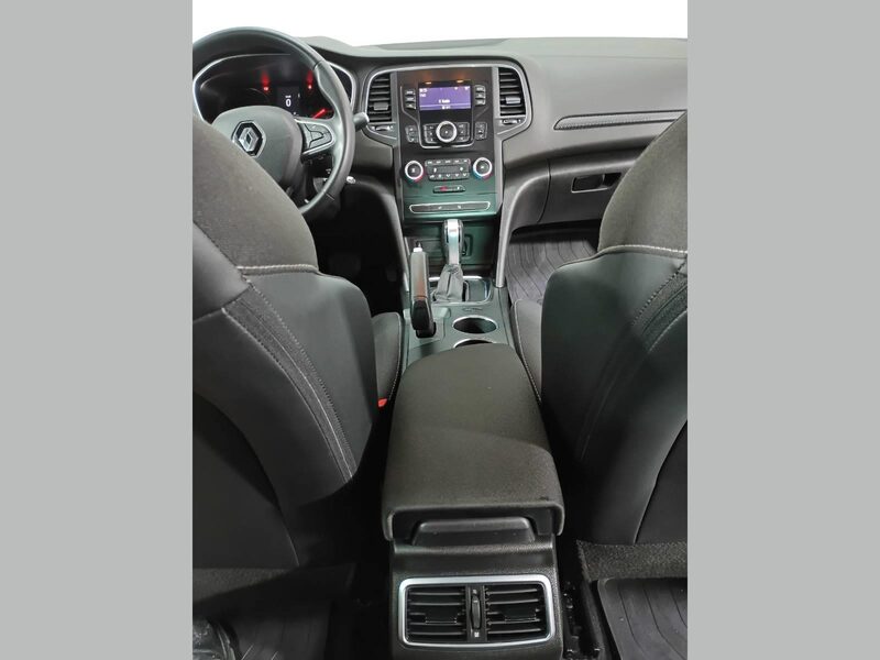 renault-megane-1-90-470679-3483171.jpeg