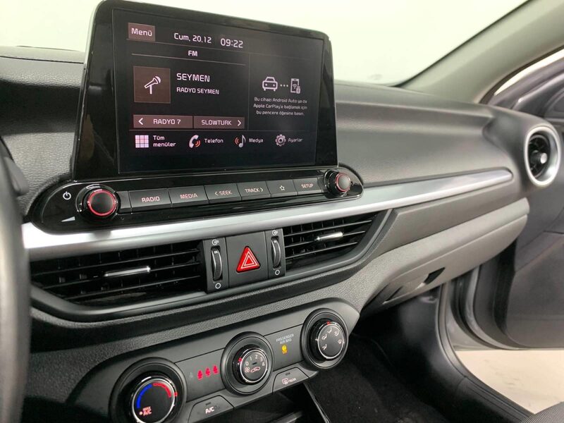kia-cerato-1-90-467753-3465332.jpeg
