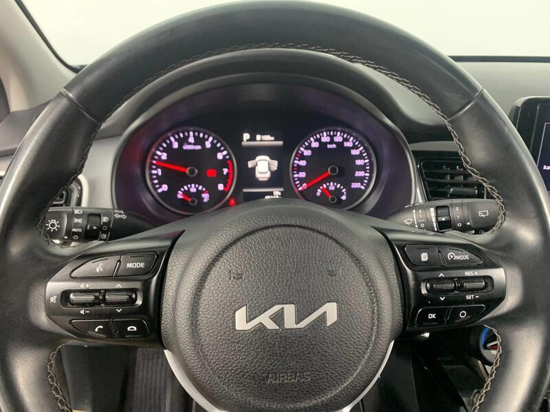 kia-stonic-1-90-461562-3425976.jpeg