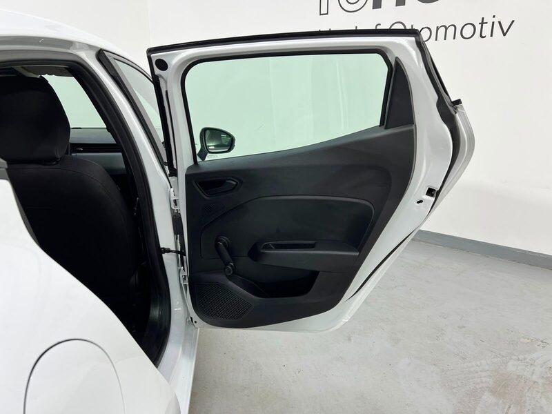 2023 Renault Clio