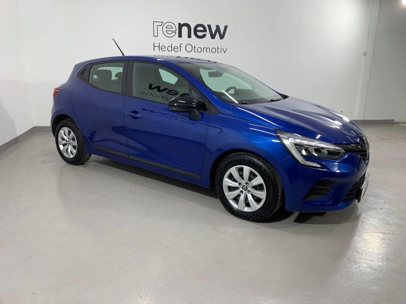 renault-clio-1-90-470353-3480573.jpeg