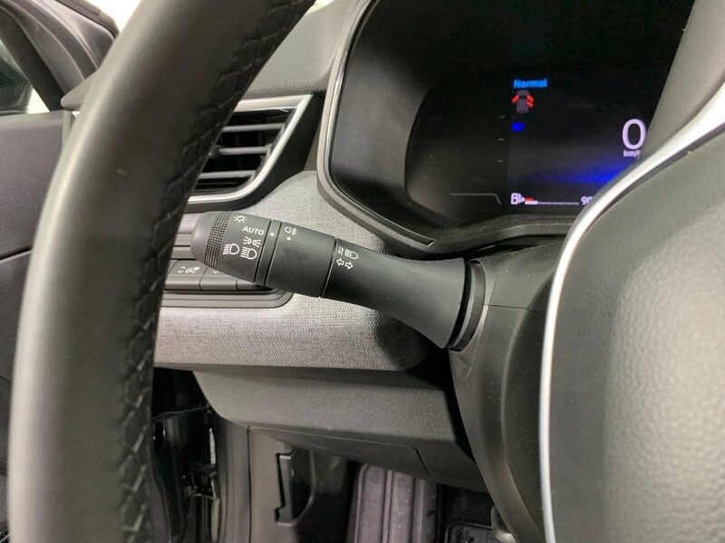 renault-clio-1-90-466361-3456316.jpeg
