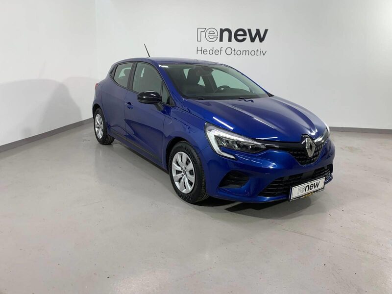 renault-clio-1-90-470353-3480589.jpeg