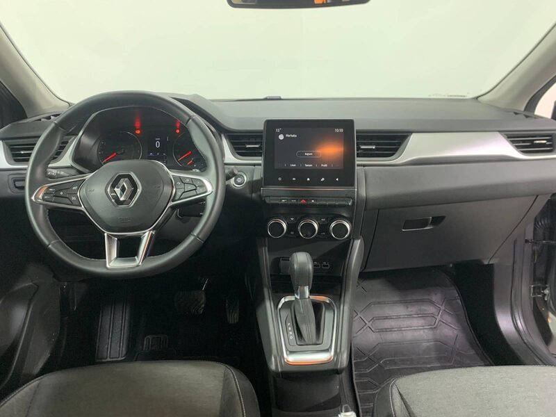 renault-captur-1-90-468625-3469819.jpeg