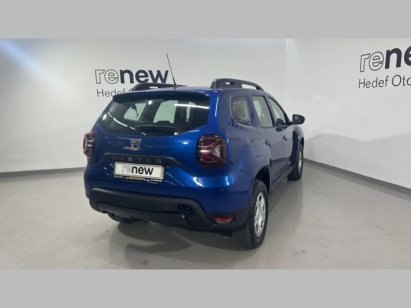 dacia-duster-1-90-462473-3431377.jpeg
