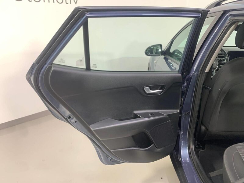 kia-stonic-1-90-461562-3425991.jpeg