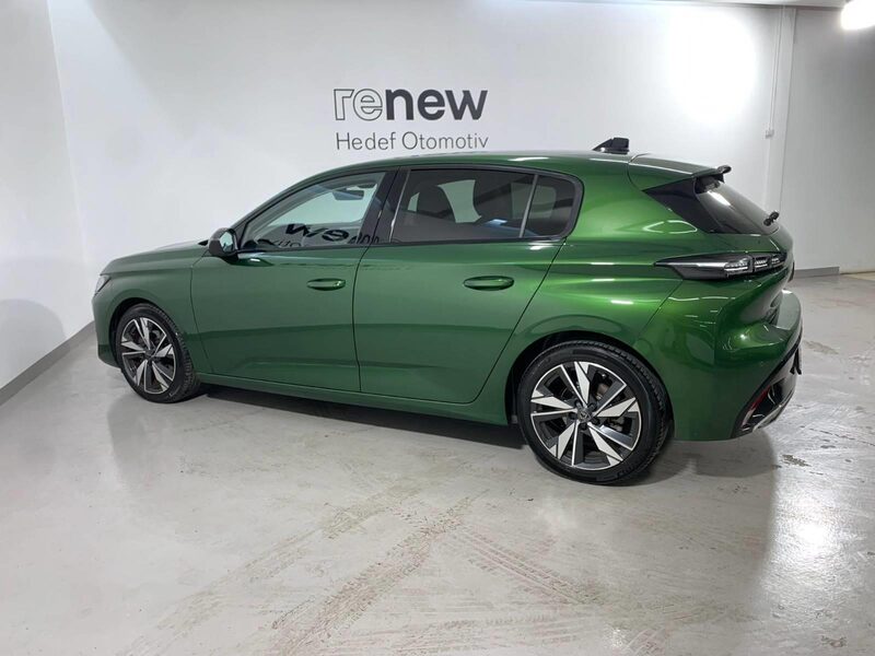 peugeot-308-1-90-456385-3395405.jpeg
