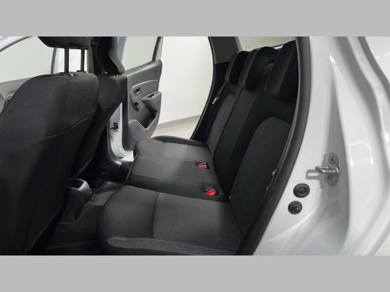 dacia-duster-1-90-462833-3433722.jpeg