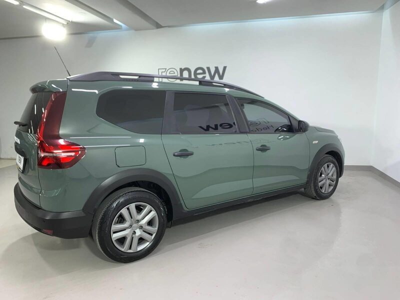 dacia-jogger-1-90-439107-3286569.jpeg