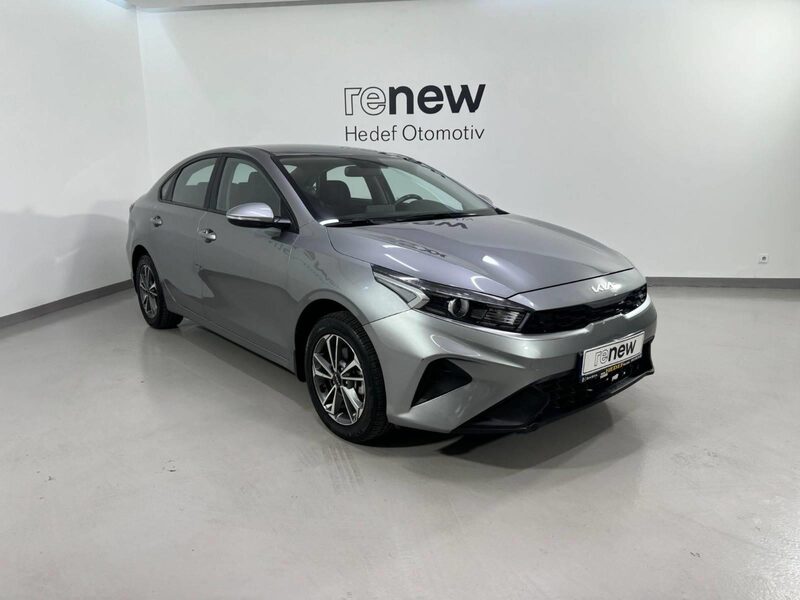 kia-cerato-1-90-461566-3426011.jpeg