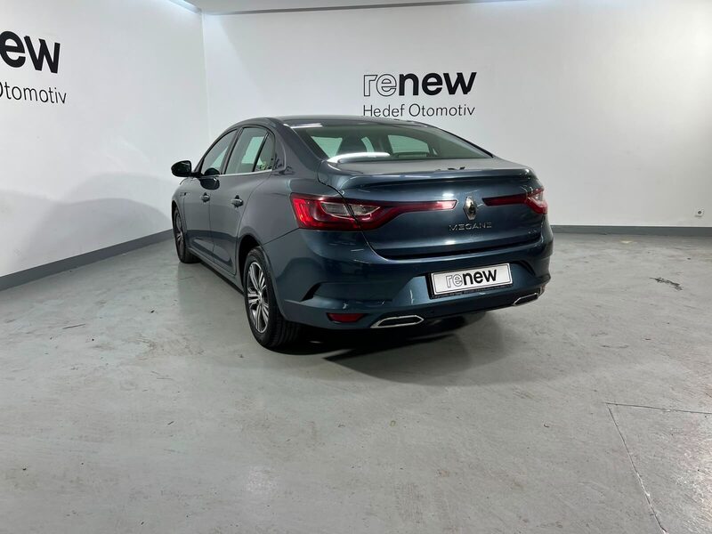 2023 Renault Megane