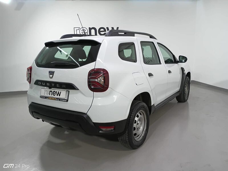 dacia-duster-1-90-465029-3450424.jpeg