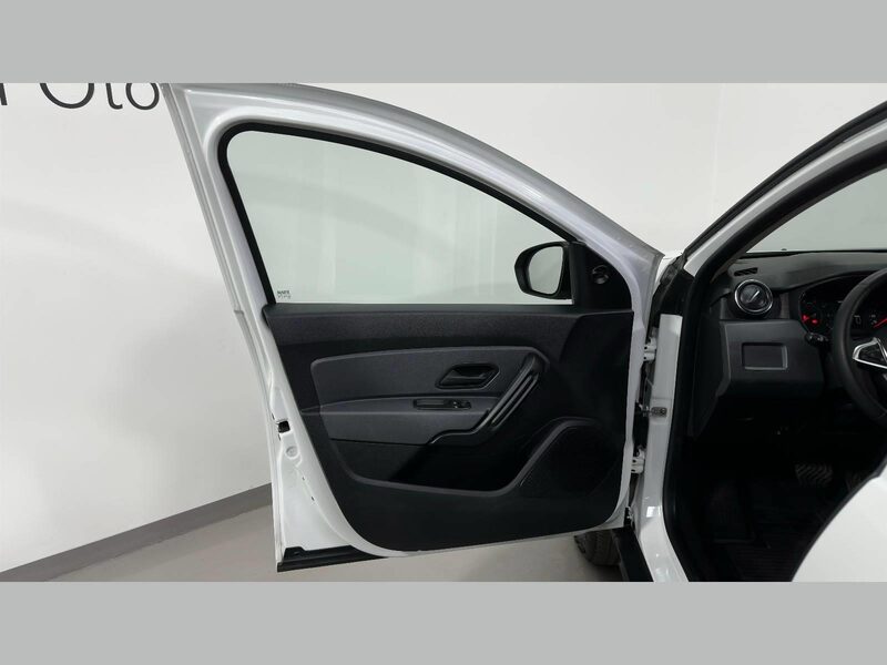dacia-duster-1-90-462833-3433721.jpeg