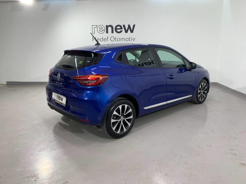 renault-clio-1-90-470393-3481075.jpeg