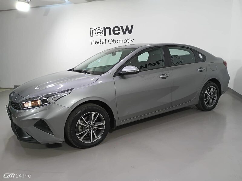 kia-cerato-1-90-462068-3429326.jpeg