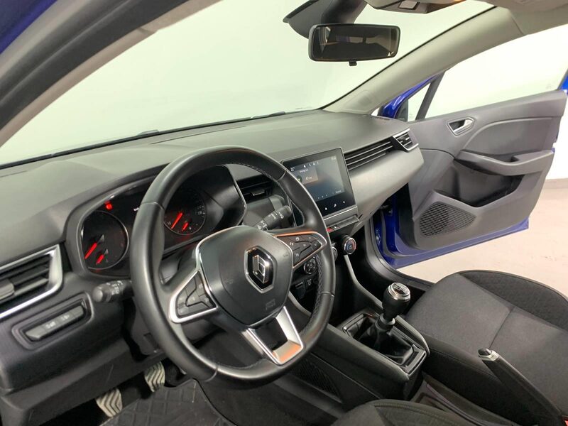 renault-clio-1-90-470393-3481083.jpeg