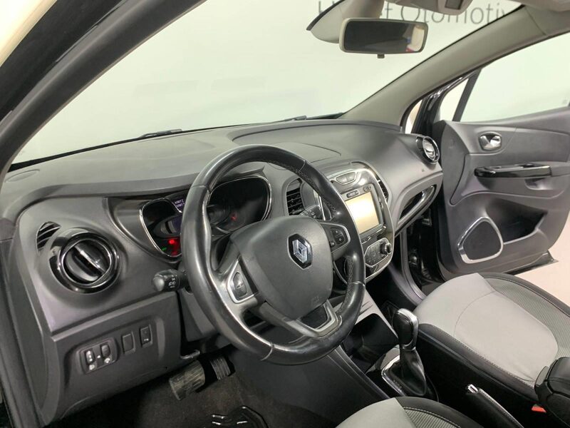 renault-captur-1-90-466723-3458575.jpeg