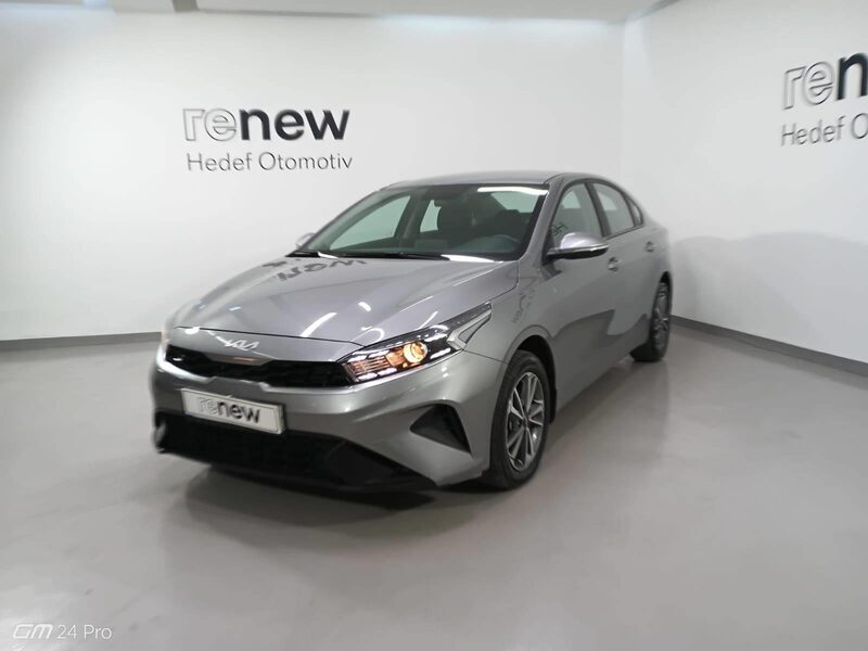 kia-cerato-1-90-462068-3429313.jpeg