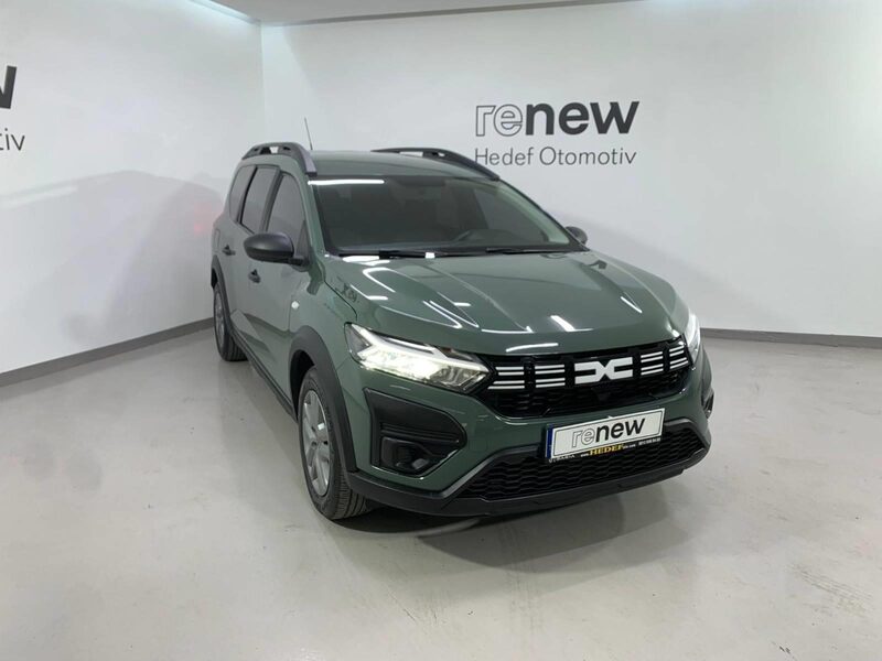 dacia-jogger-1-90-439107-3286602.jpeg